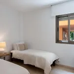 2br With Sea Views In Benahavis Apartment