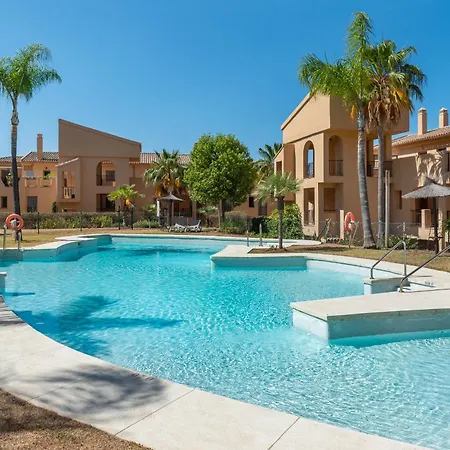 Apartment 2br With Sea Views In Benahavis Estepona