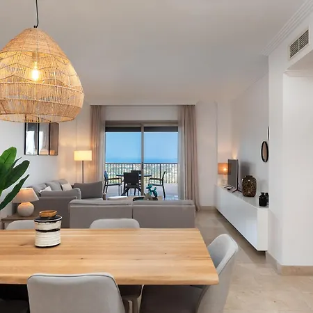 Apartment 2-bedroom Sea View In Benahavis *