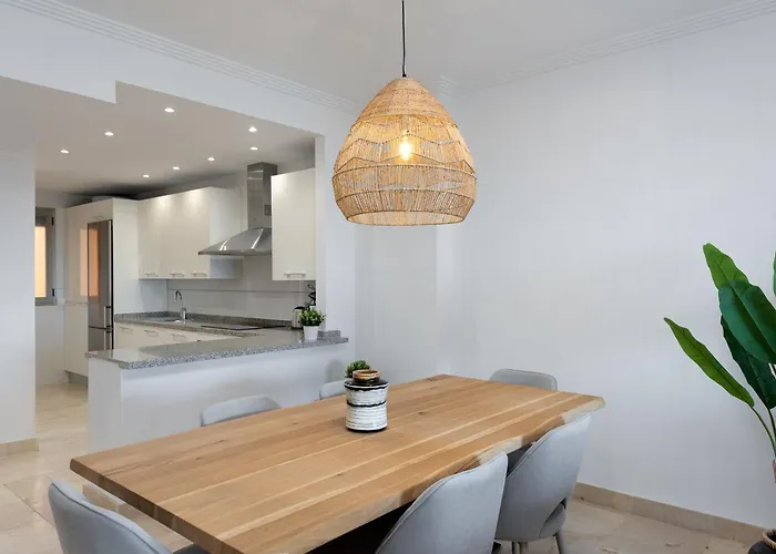 2-bedroom Sea View In Benahavis Appartement