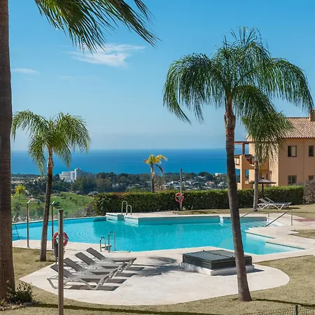2br With Sea Views In Benahavis *